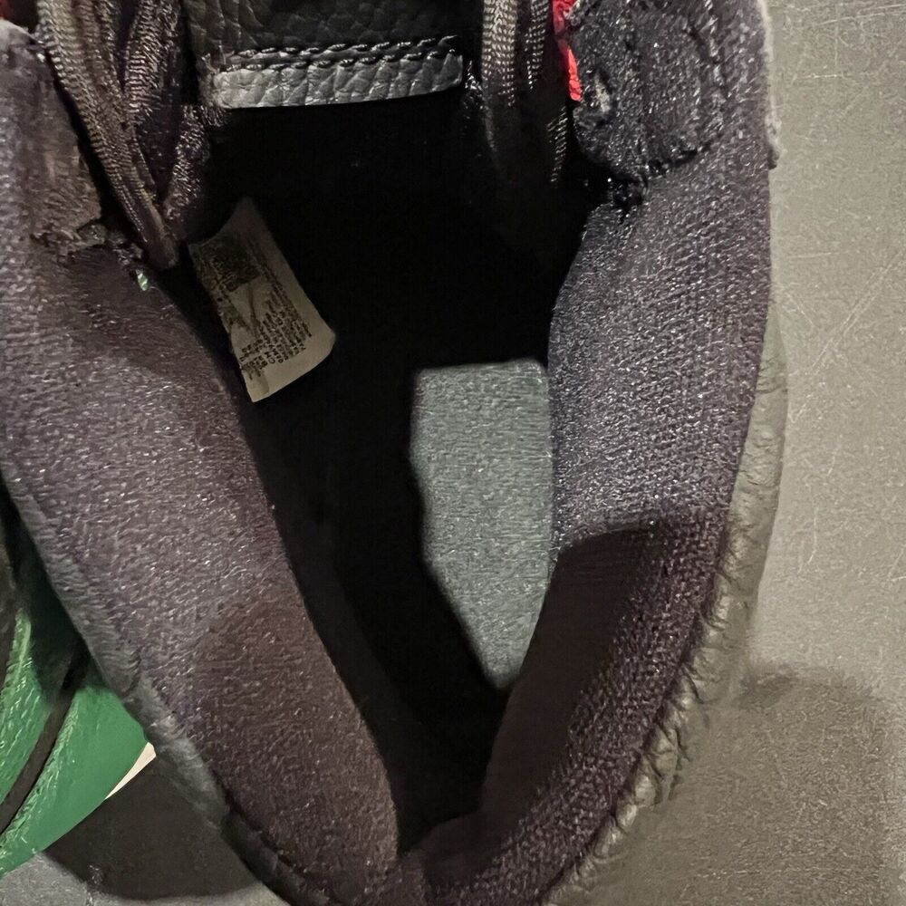 Air Jordan 1 Retro High OG Pine Green 2.0 - Picture 9 of 11